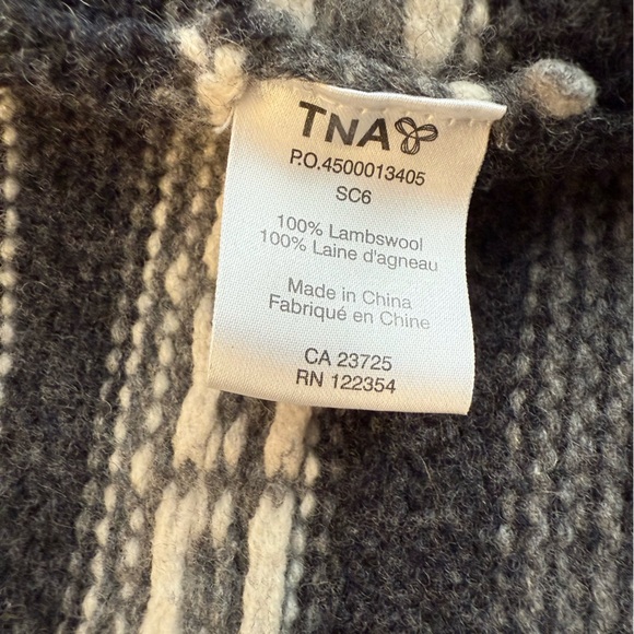 Aritzia TNA Cowichan Y2K wool sweater charcoal - Picture 6 of 11